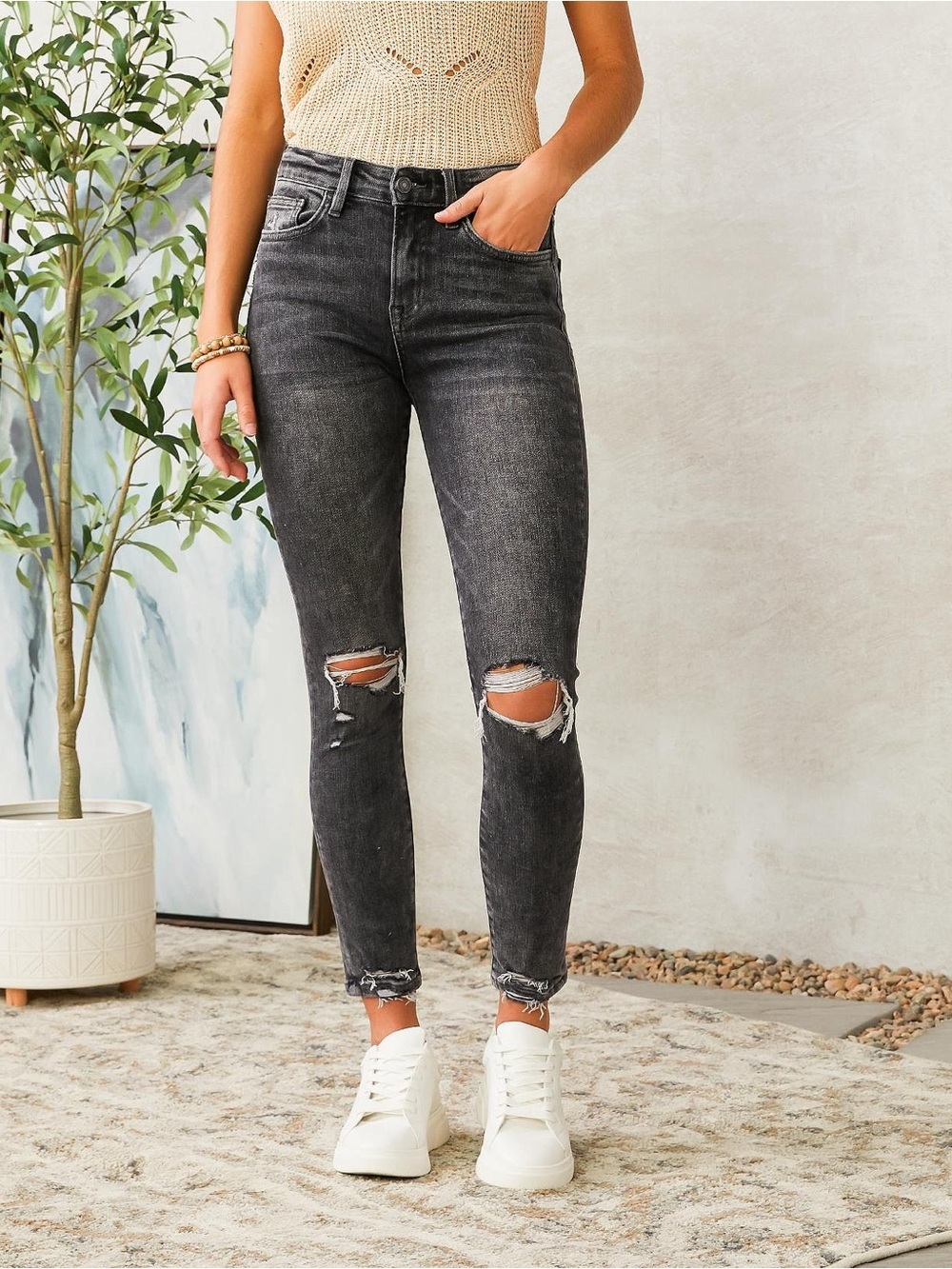 VERVET Distressed Skinny Jean